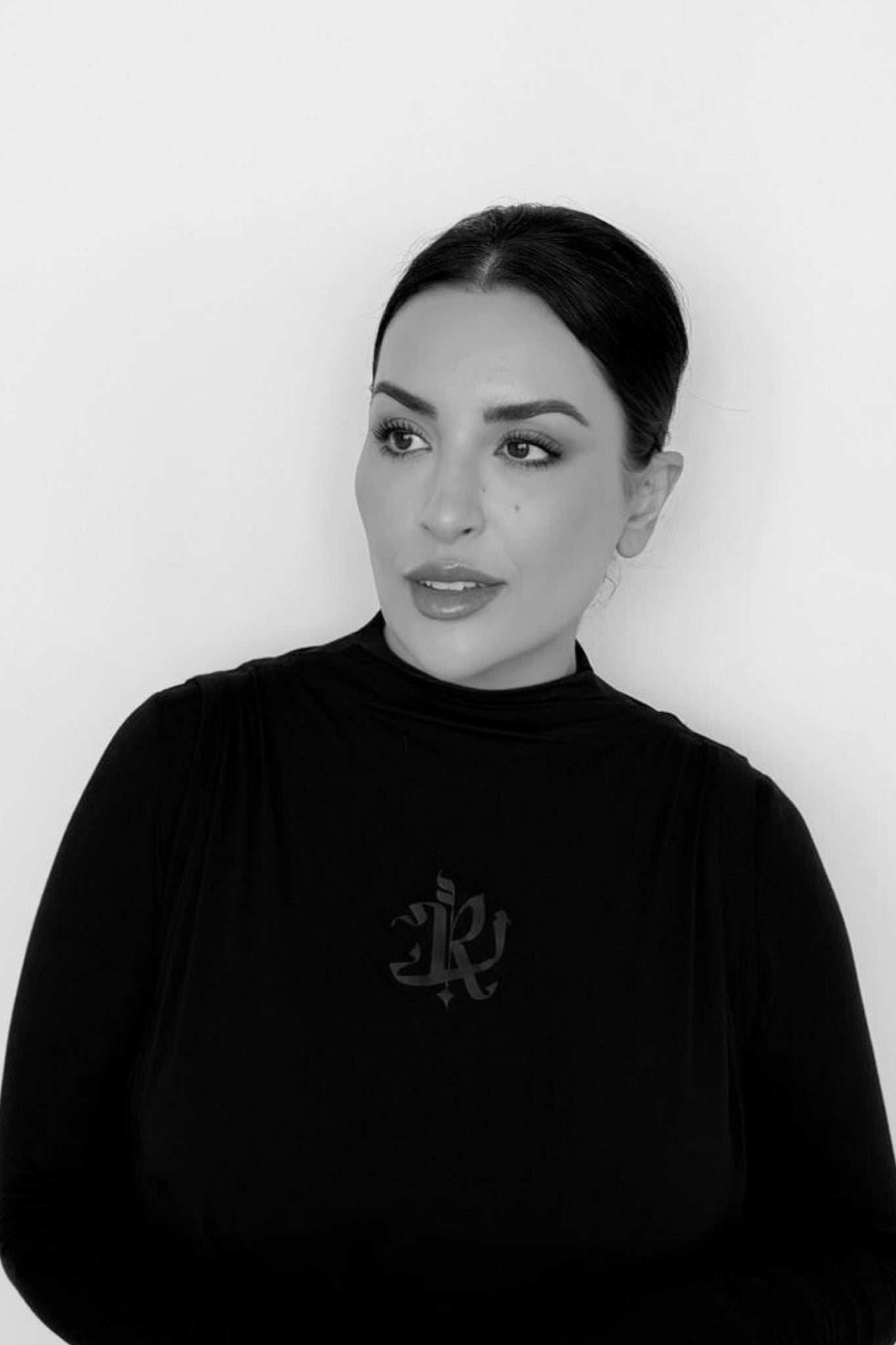 Dr. Maya Shahsavari